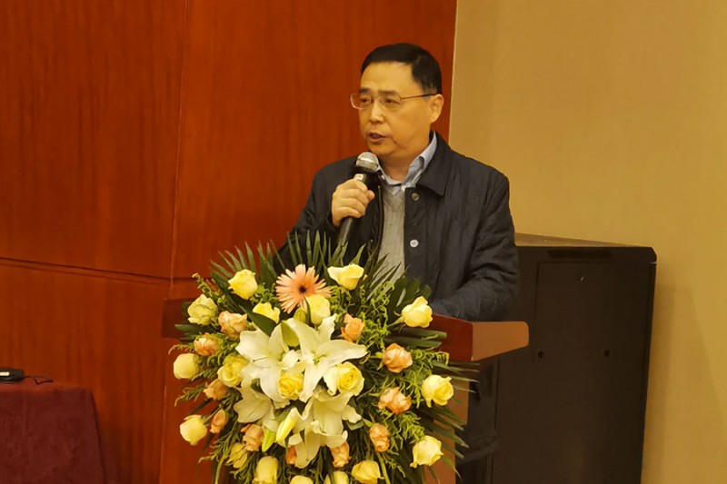 安徽新華印刷股份有限公司總經理夏屹登臺致歡迎詞